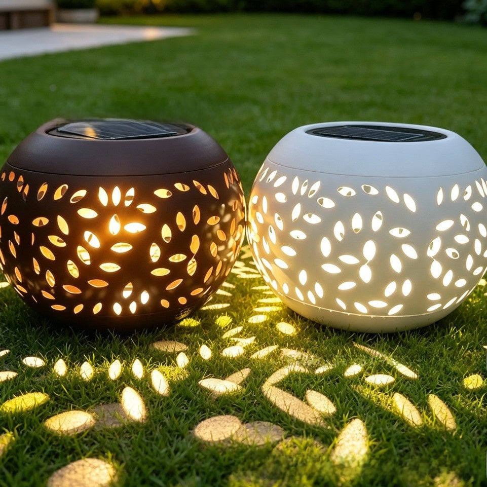 Decorative Metal Solar Garden Light with Dusk Sensor